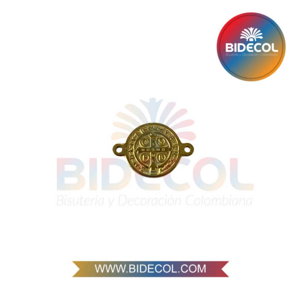 Dije Centro de San Benito en Acero Dorado 1.6cm Grueso x 1und