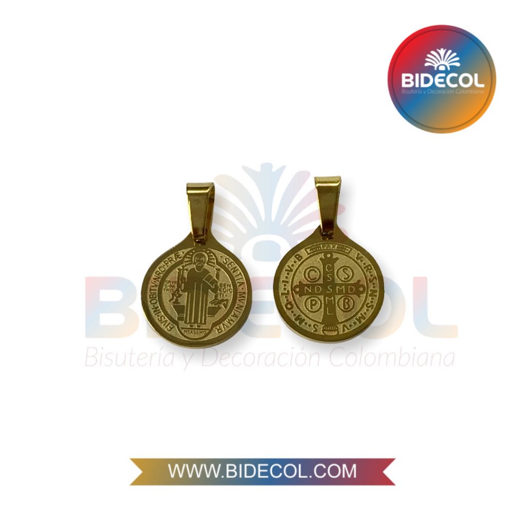 Dije de San Benito en Acero Dorado (doble) con Cargador 2.4cm x 1und